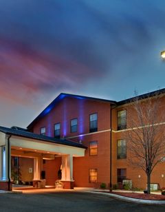 Holiday Inn Express & Suites Batesville