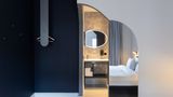 <b>Conscious Hotel Museum Square Room</b>. Images powered by <a href="https://www.leonardoworldwide.com/" title="Leonardo Worldwide" target="_blank">Leonardo</a>.