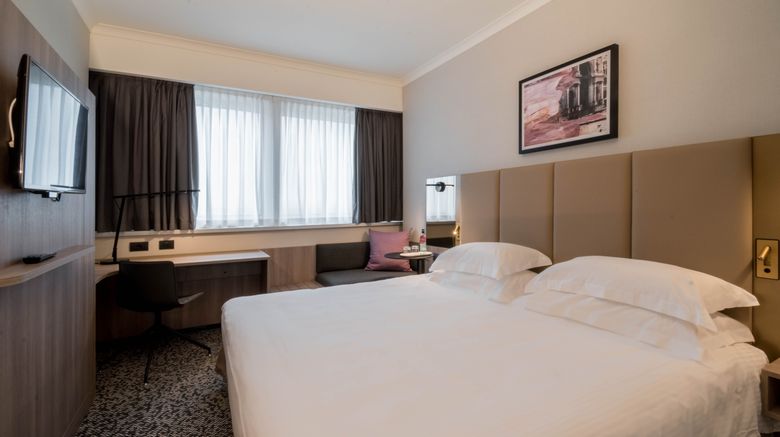 <b>Crowne Plaza Milan Linate Room</b>. Images powered by <a href="https://www.leonardoworldwide.com/" title="Leonardo Worldwide" target="_blank">Leonardo</a>.