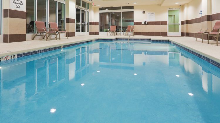 Holiday Inn Meridian E-I 20/I 59 Pool