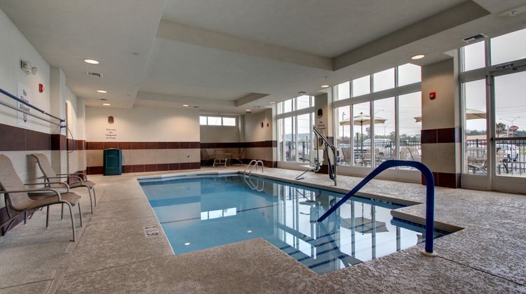 Holiday Inn Meridian E-I 20/I 59 Pool