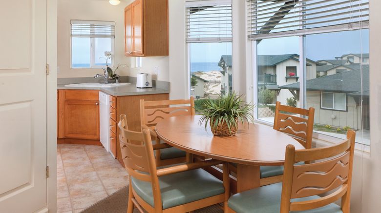 <b>WorldMark by Wyndham Marina Dunes Room</b>. Images powered by <a href="https://www.leonardoworldwide.com/" title="Leonardo Worldwide" target="_blank">Leonardo</a>.