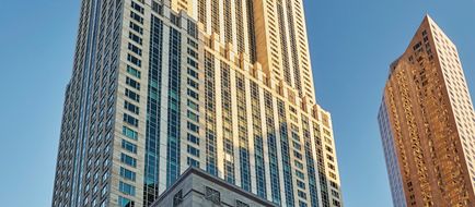 Four Seasons Hotel Chicago Exterior
