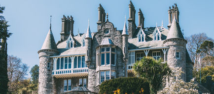 Chateau Rhianfa Exterior