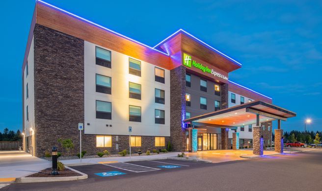 Holiday Inn Express & Suites Camas Exterior