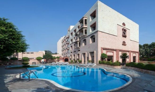 Hotel Mansingh Palace Exterior