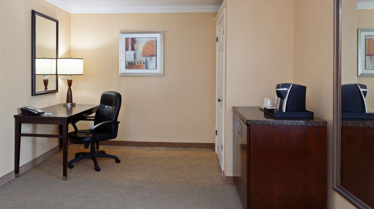 Holiday Inn San Mateo Room