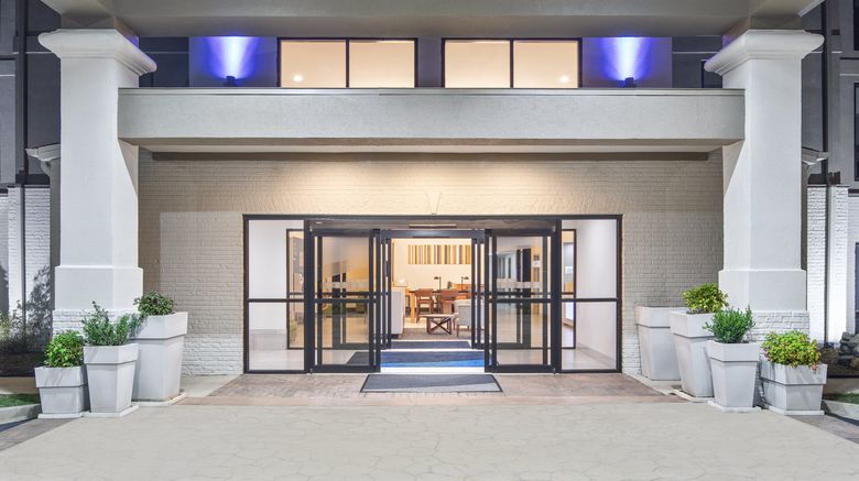 <b>Holiday Inn Express & Suites Greenville Exterior</b>. Images powered by <a href="https://www.leonardoworldwide.com/" title="Leonardo Worldwide" target="_blank">Leonardo</a>.