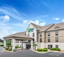 Holiday Inn Express & Suites Greenville Exterior