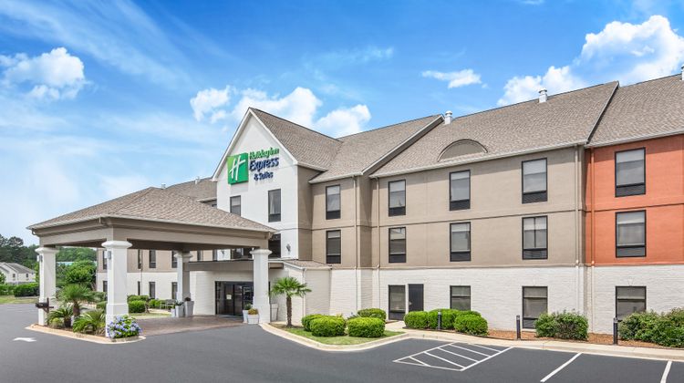Holiday Inn Express & Suites Greenville Exterior