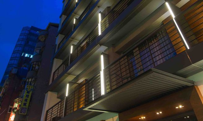 Simple Plus Hotel Exterior