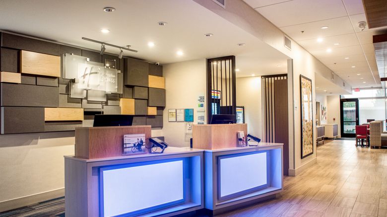 <b>Holiday Inn Express & Suites Racine Exterior</b>. Images powered by <a href="https://www.leonardoworldwide.com/" title="Leonardo Worldwide" target="_blank">Leonardo</a>.