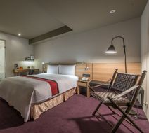 Simple Plus Hotel Room