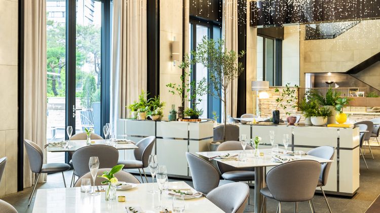 Banyan Tree Club & Spa Seoul Restaurant