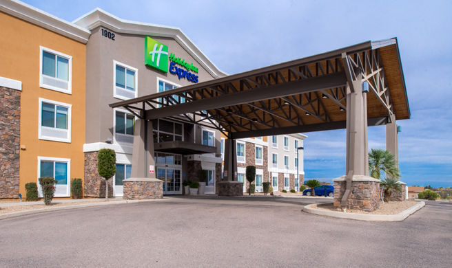Holiday Inn Express Sierra Vista Exterior