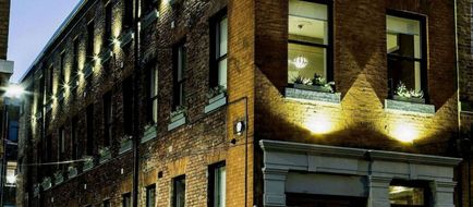The Cow Hollow Hotel Exterior