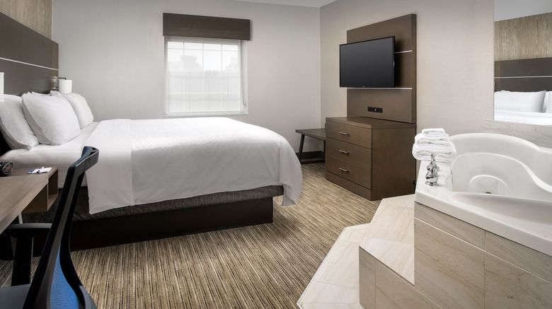 <b>Holiday Inn Express Hotel & Suites Suite</b>. Images powered by <a href="https://www.leonardoworldwide.com/" title="Leonardo Worldwide" target="_blank">Leonardo</a>.