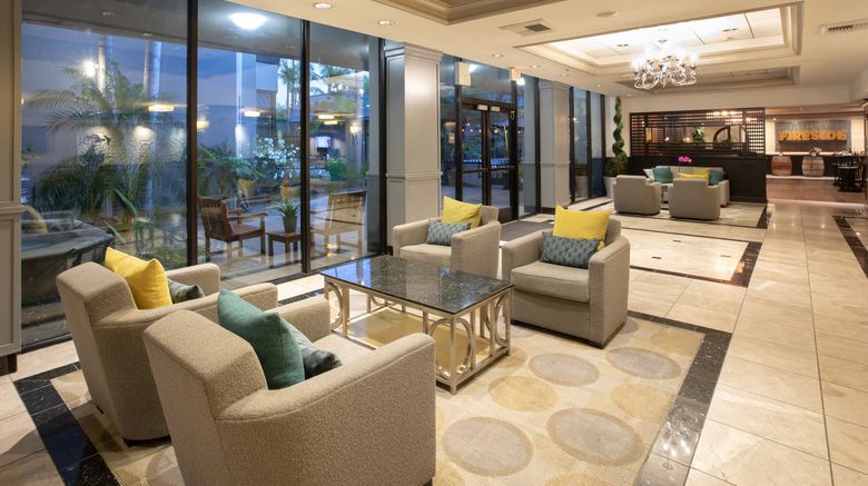 <b>Crowne Plaza Costa Mesa Lobby</b>. Images powered by <a href="https://www.leonardoworldwide.com/" title="Leonardo Worldwide" target="_blank">Leonardo</a>.