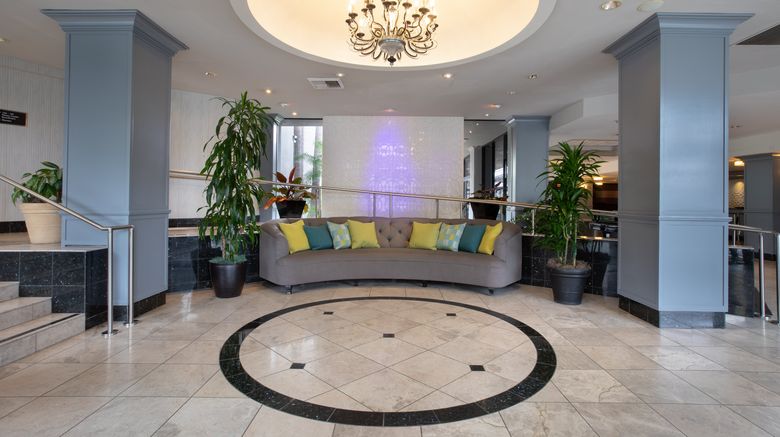 <b>Crowne Plaza Costa Mesa Lobby</b>. Images powered by <a href="https://www.leonardoworldwide.com/" title="Leonardo Worldwide" target="_blank">Leonardo</a>.