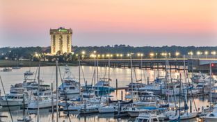 Holiday Inn Riverview