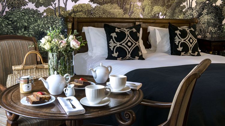 La Cheneviere Room