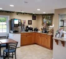 Scottish Inn Sturbridge Lobby