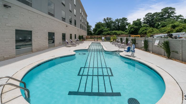 <b>Holiday Inn Express & Suites Airport Pool</b>. Images powered by <a href="https://www.leonardoworldwide.com/" title="Leonardo Worldwide" target="_blank">Leonardo</a>.