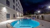 Holiday Inn Express & Suites Airport Pool