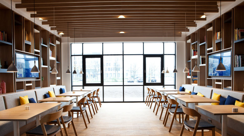 <b>Holiday Inn Express Kaiserslautern Restaurant</b>. Images powered by <a href="https://www.leonardoworldwide.com/" title="Leonardo Worldwide" target="_blank">Leonardo</a>.
