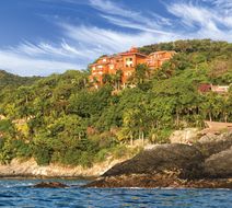 WorldMark Zihuatanejo Exterior