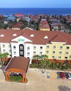 Holiday Inn Express Hotel & Suites