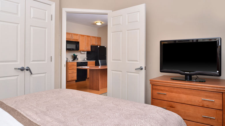<b>Candlewood Suites Manassas Suite</b>. Images powered by <a href="https://www.leonardoworldwide.com/" title="Leonardo Worldwide" target="_blank">Leonardo</a>.
