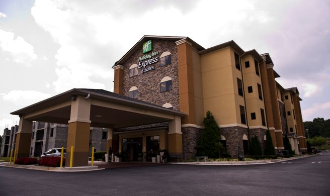 Holiday Inn Express Hotel/Stes Atlanta E Exterior