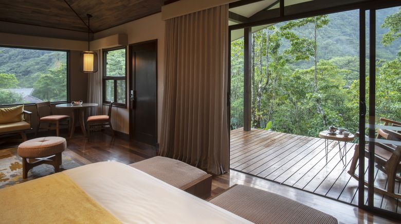 <b>El Silencio Lodge and Spa Suite</b>. Images powered by <a href="https://www.leonardoworldwide.com/" title="Leonardo Worldwide" target="_blank">Leonardo</a>.