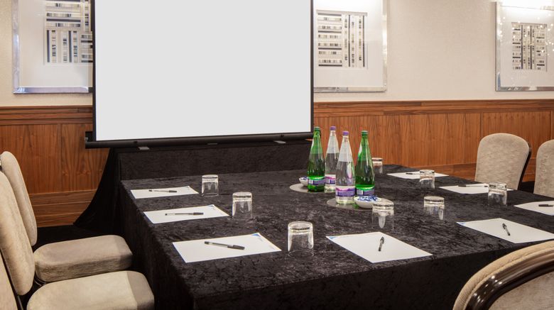 <b>Hotel Colessio Meeting</b>. Images powered by <a href="https://www.leonardoworldwide.com/" title="Leonardo Worldwide" target="_blank">Leonardo</a>.