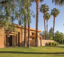 The Plaza Resort & Spa Exterior