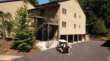 Whispering Woods Resort Exterior