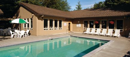 Whispering Woods Resort Exterior