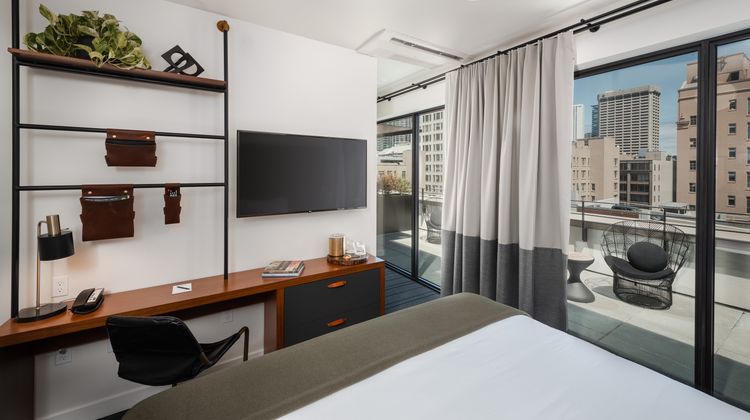 State Hotel Seattle Room