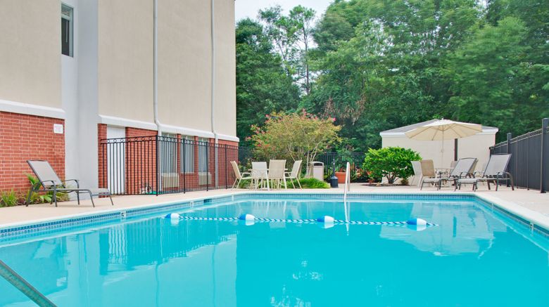 <b>Holiday Inn Express Pool</b>. Images powered by <a href="https://www.leonardoworldwide.com/" title="Leonardo Worldwide" target="_blank">Leonardo</a>.