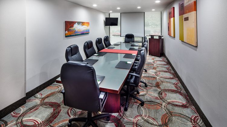 Holiday Inn Atlanta Northlake Meeting