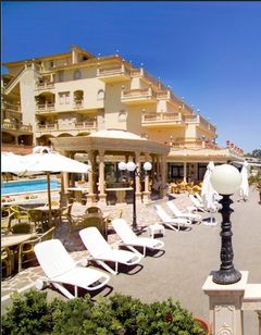Hellenia Yachting Hotel