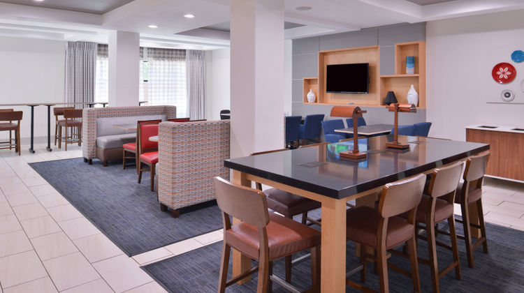 Holiday Inn Express NW Medical Area Restaurant