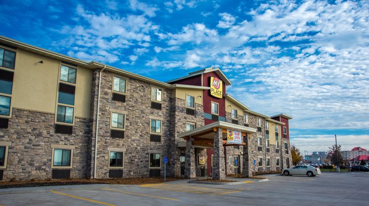 My Place Hotel-Altoona Exterior