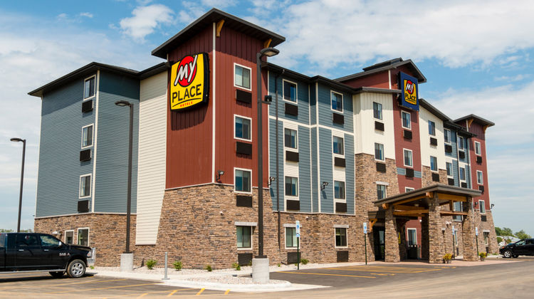 My Place Hotel-Brookings Exterior