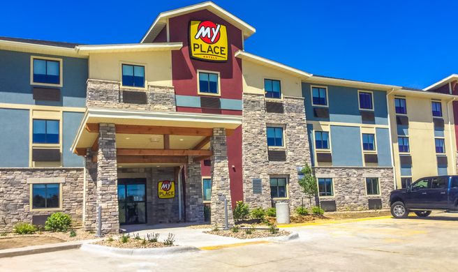 My Place Hotel-Davenport/Quad Cities Exterior