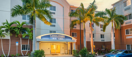 Candlewood Suites Fort Myers-Sanibel Gat Exterior
