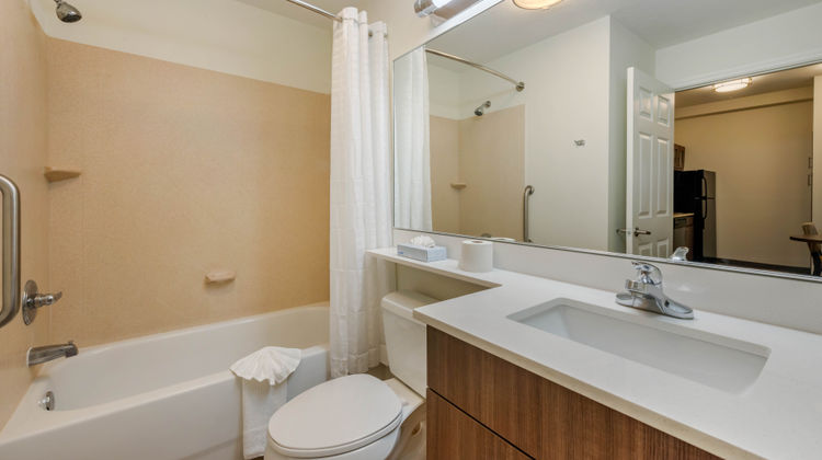 Candlewood Suites Fort Myers-Sanibel Gat Room