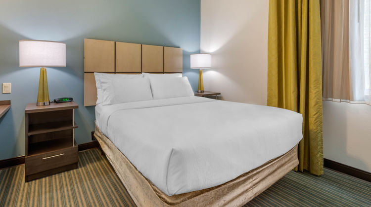 Candlewood Suites Fort Myers-Sanibel Gat Suite