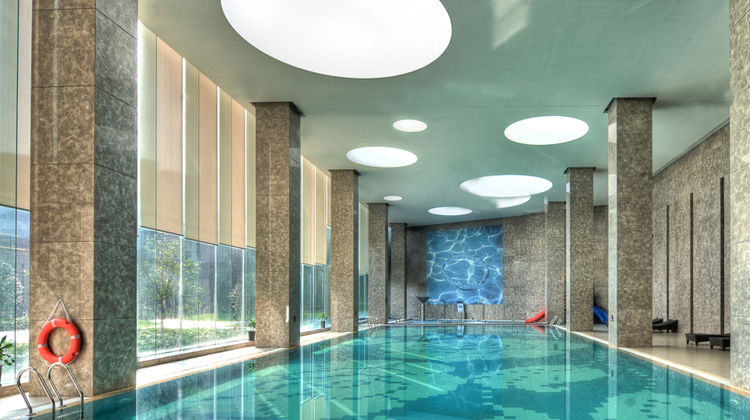Crowne Plaza Anting Golf Pool